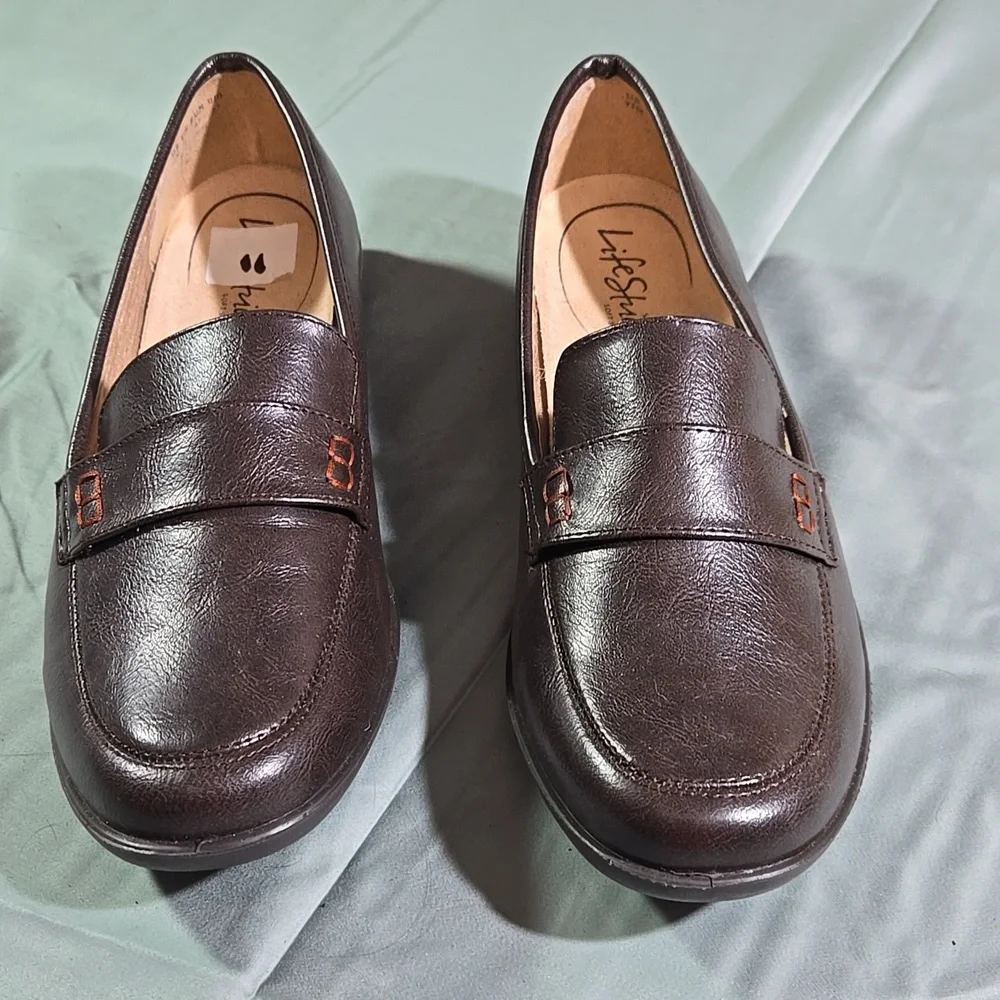 Life Stride Womens Dark Brown Slip-On Loafers Size 11M